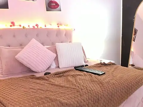 Miss_Cataleya__ live cam on StripChat