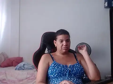 Adriana_0312 webcam