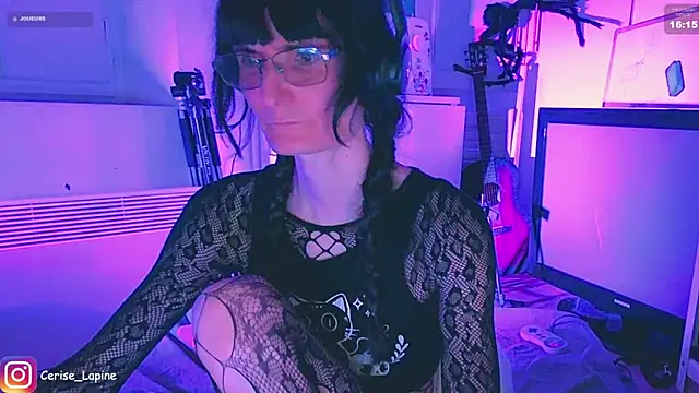 CeriseLapine webcam