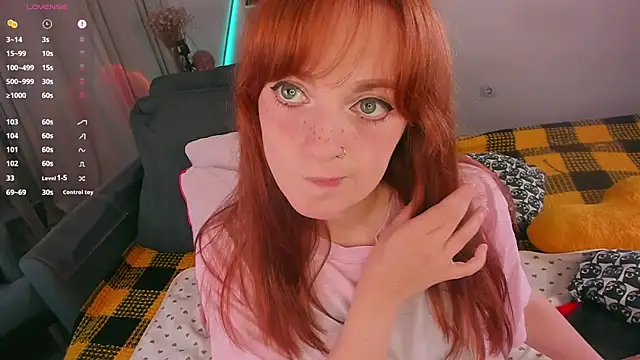 Alice_CutePerv webcam