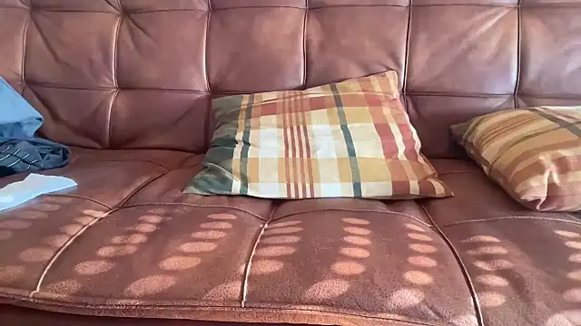 fastuga24 live sex cam