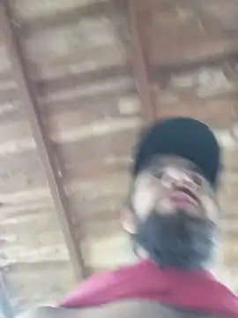 hairy_mannn webcam