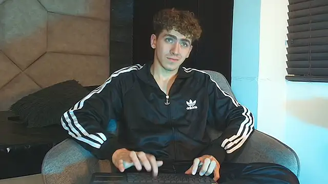 Tyler_Mcrey webcam