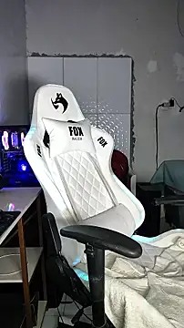 Fetichista23 webcam