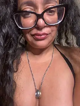 PichyPrettyPussy webcam