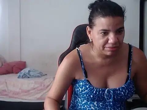 Adriana_0312 webcam