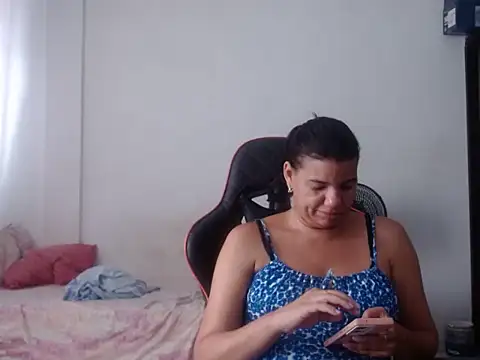 Adriana_0312 webcam