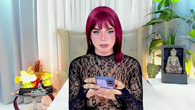 MochaliciousTransOnTop live cam on StripChat