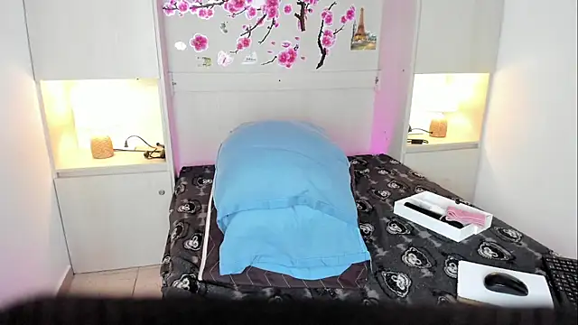 taylorbloom - TaylorBloom's free webcam - UK Sex Cams