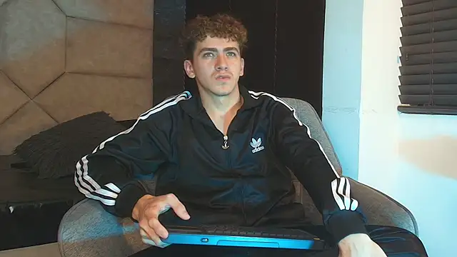 Tyler_Mcrey webcam