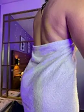 mahia_queen (F young) - Make me Squirt
