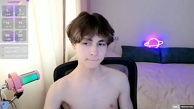 Nielota - Male webcam sex chat