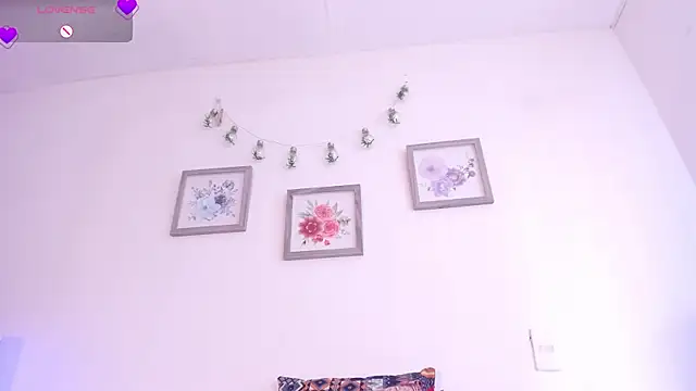 mely_rosse_ webcam