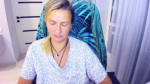 AlexiaDarren webcam