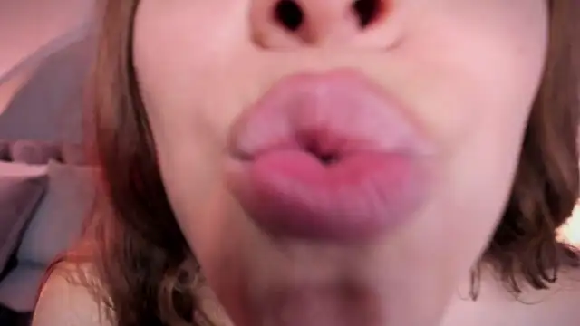 Nicolle_W webcam