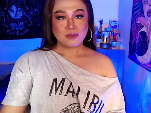 MelindaOnDuty_ webcam