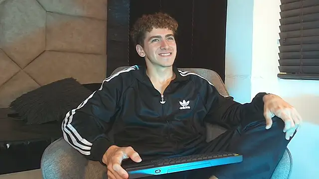 Tyler_Mcrey webcam