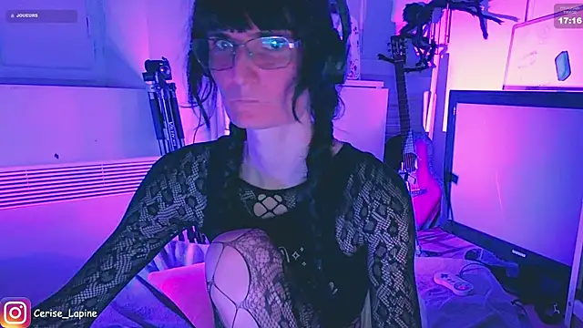 CeriseLapine webcam