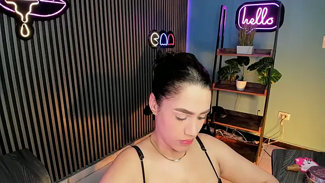 Emily_robertss1 webcam