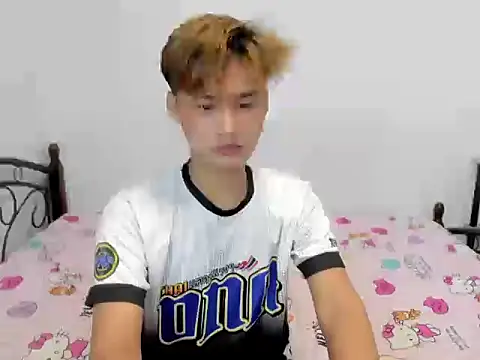 urasian_jhon webcam