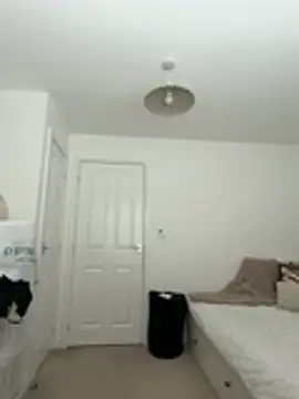 ElliemaiX webcam