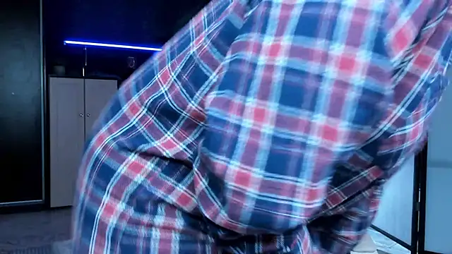 Lucky_Milf webcam
