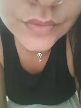 Luna-elle webcam
