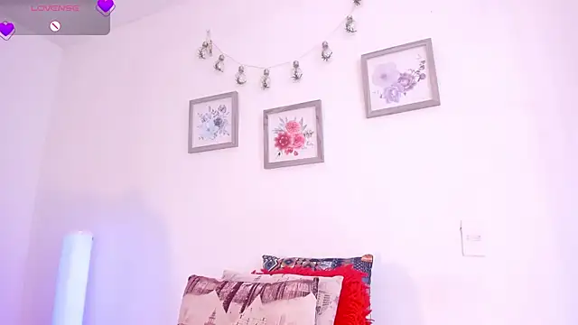 mely_rosse_ webcam