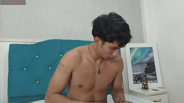 Zayn_Moretti webcam