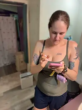 lolabunny9 webcam