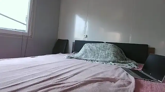 fulloferotic webcam