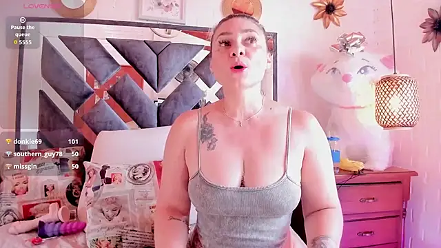 annie_vega17_ webcam