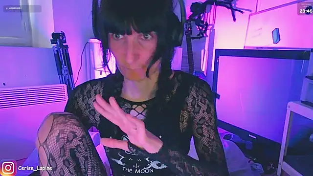 CeriseLapine webcam