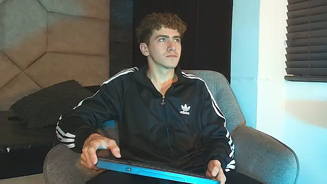 Tyler_Mcrey webcam