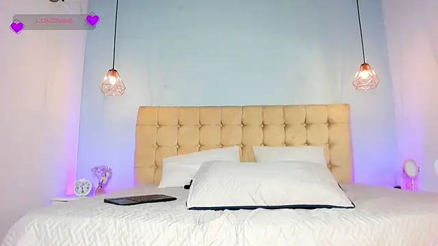 Anny_mayyer live cam on StripChat
