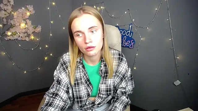 MargaritaKiss live sex cam