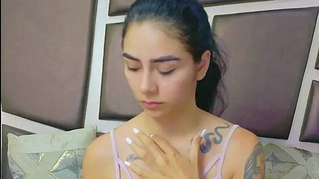 NicoleEsposito webcam