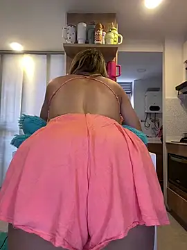 tabata_monroee webcam
