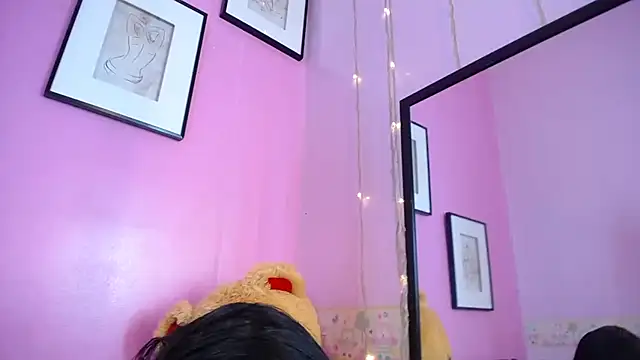Katy_Jhomson webcam
