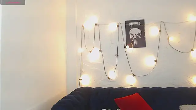 Karlaa_Doll webcam