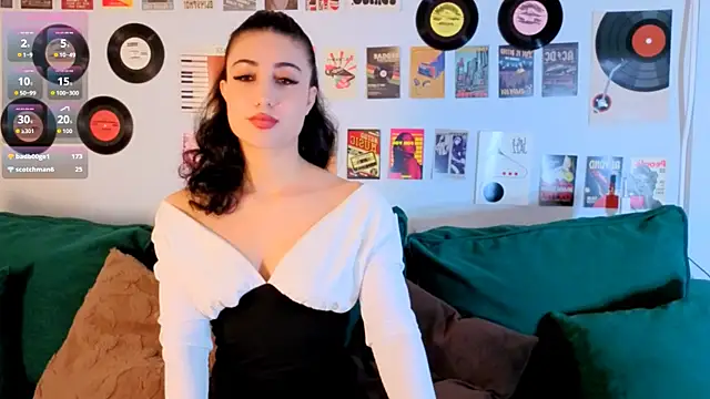 Maya_Rogerss webcam