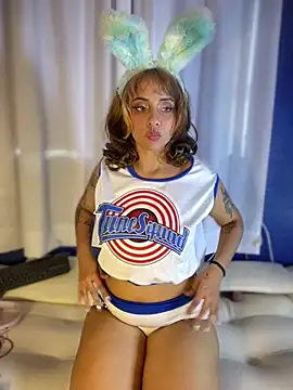 LeylaKnox webcam