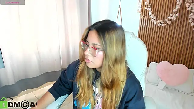 Evely_crosss webcam