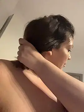ClaraPasssion live cam on StripChat