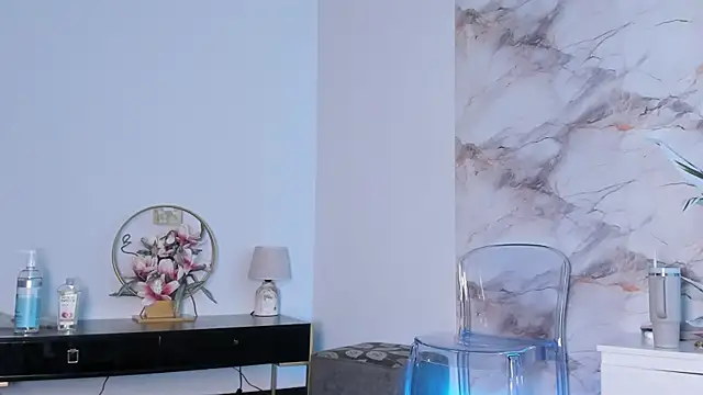 Maddyluxe webcam