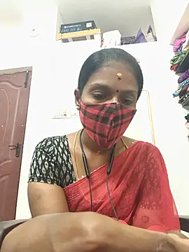Tamil_Yalini12 live cam on StripChat