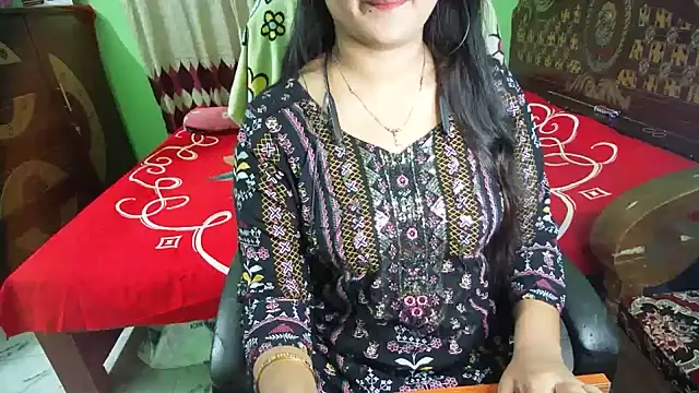 BengaliQueenStar webcam