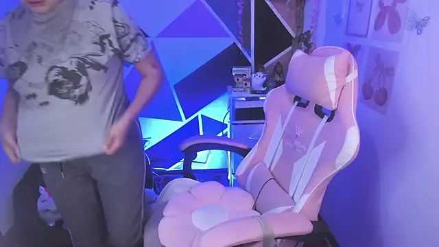 little_emma0 webcam