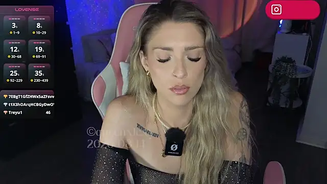 queenxlexy webcam