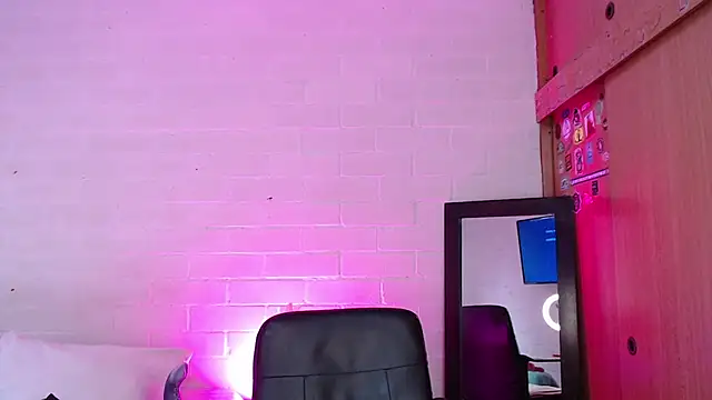 Amy66 webcam